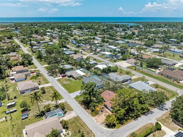 1010 Acadia Rd, Venice, FL 34293