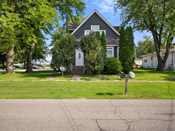 200 E Ann St, Somonauk, IL 60552