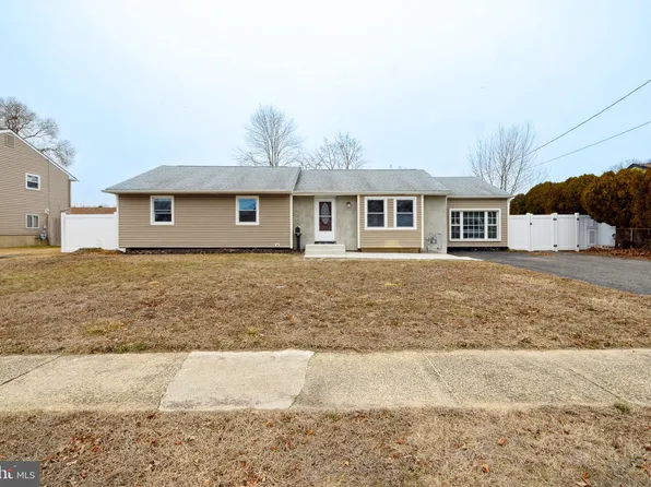 113 Alfred Ave, Glassboro, NJ 08028