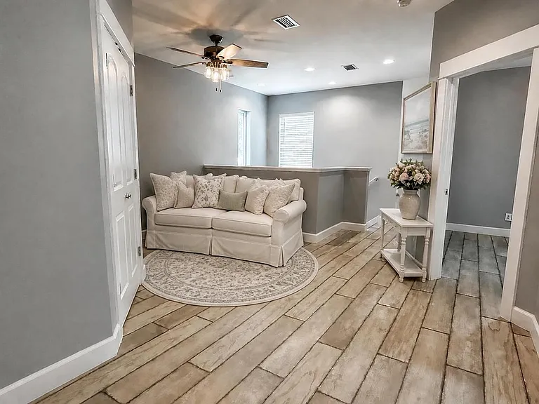 8092 Carmel Cir — Photo 9