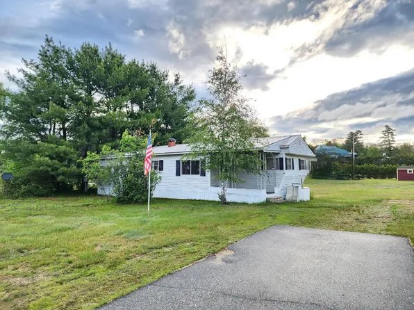 31 Charles Street, Paris, ME 04281