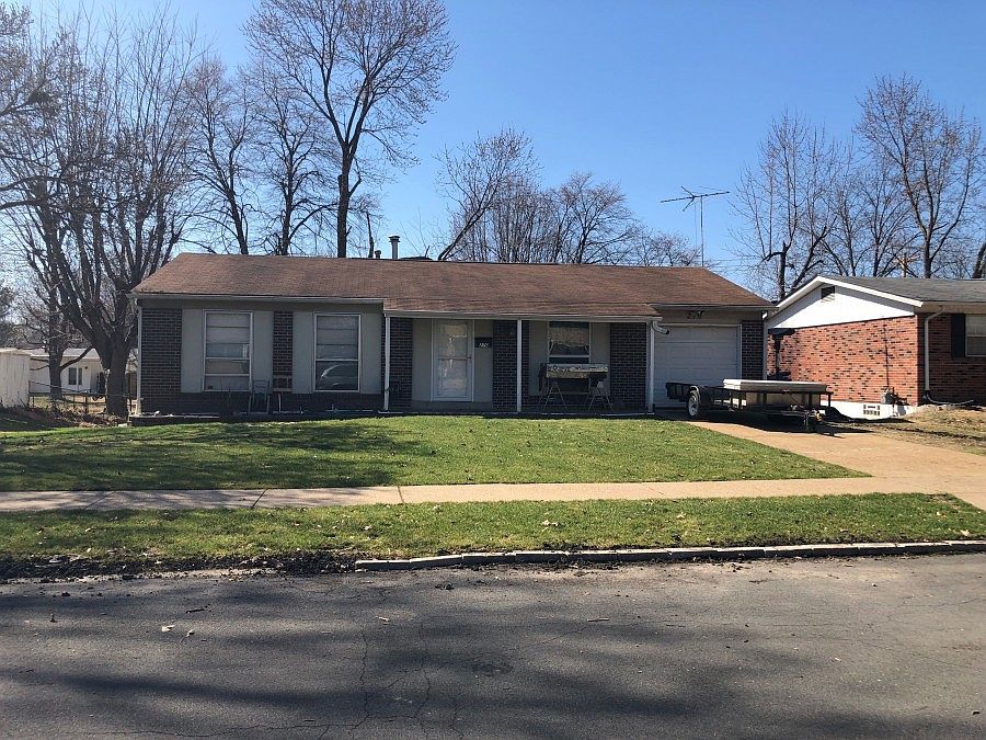 1st image of 270 Patterson Ln