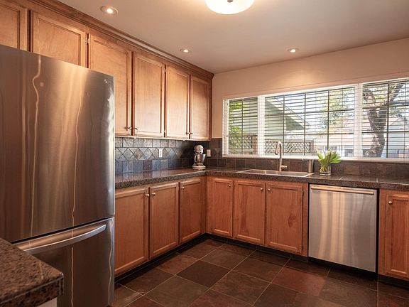 5th image of 4322 Gloria Court