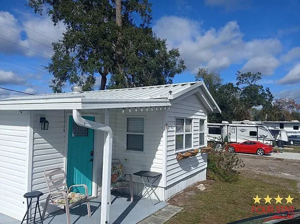 161 Cedar Ave, Orange City, FL 32763