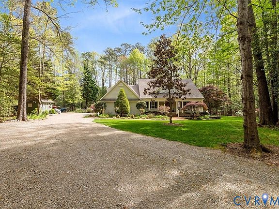 2nd image of 1858 Rock Point Dr
