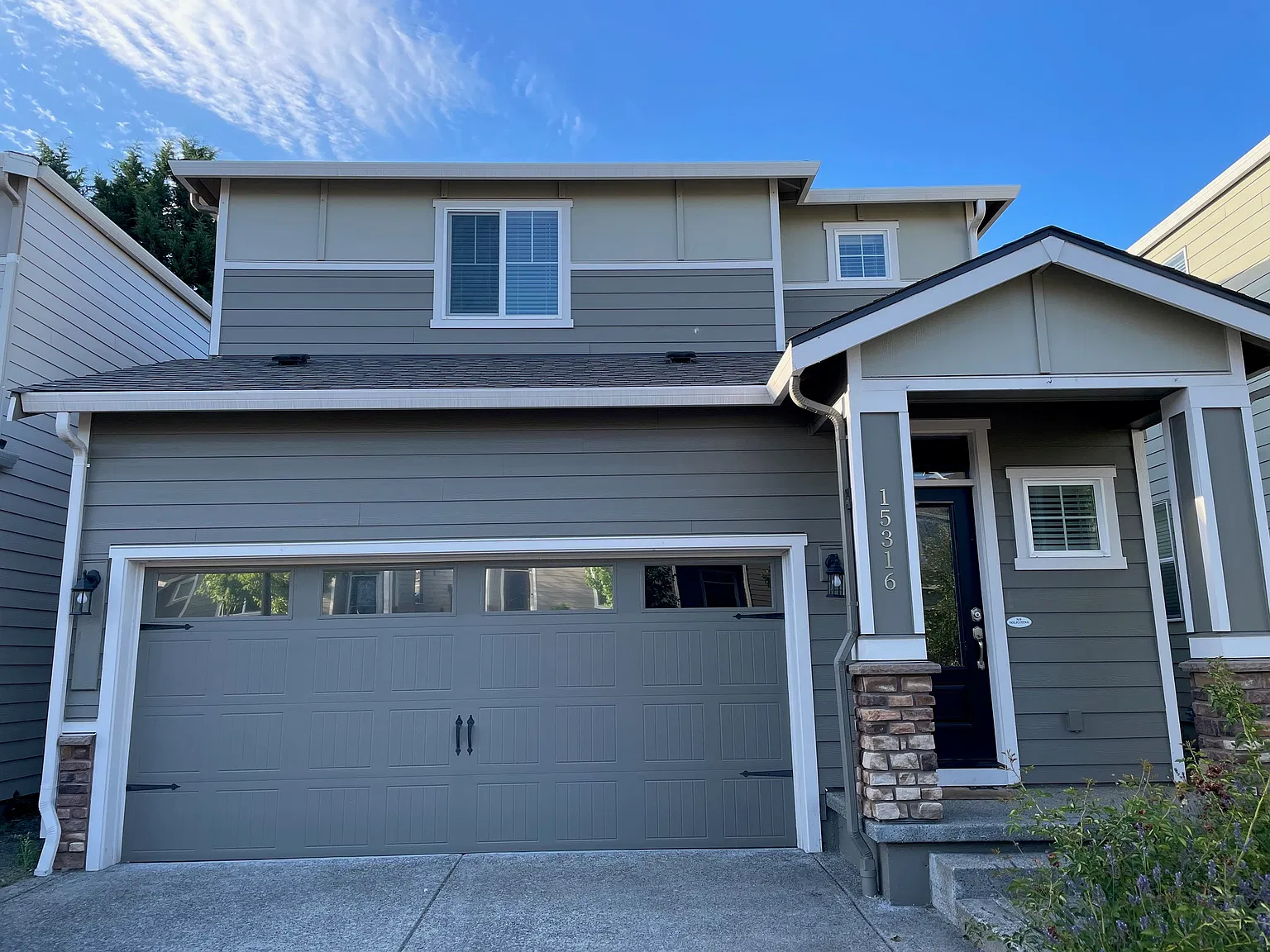 15316 NE 72nd Way — Photo 1