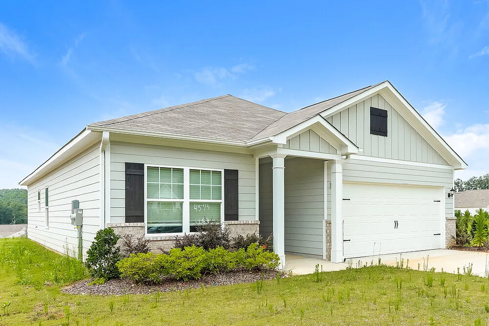 3 bed, 2.0 bath, 1408 sqft, $1,695 — Photo 3