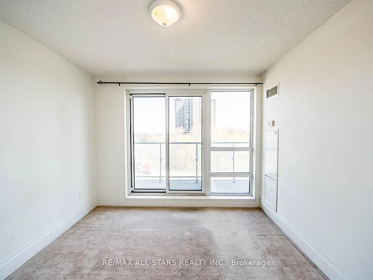 2015 Sheppard Ave E #407 — Photo 14