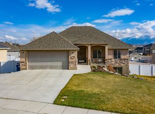 1286 S Lake View Terrace Rd, Saratoga Springs, UT 84045