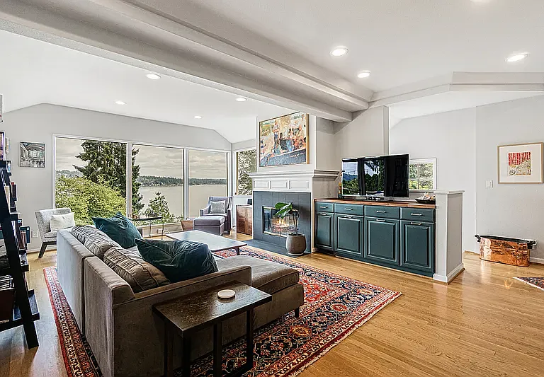 10508 Exeter Ave NE — Photo 13