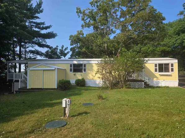 12600 Lake Ter #35, Charlevoix, MI 49720