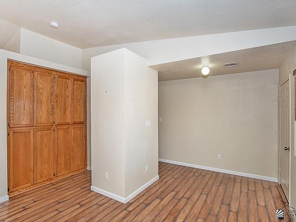 4th image of 6277 E 43rd Pl