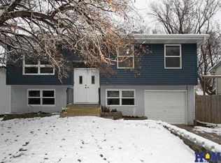 5440 Wilderness Vw, Lincoln, NE 68512