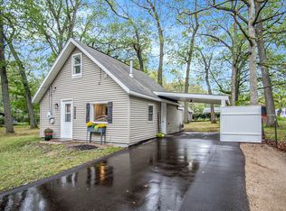 14984 Groesbeck St, Grand Haven, MI