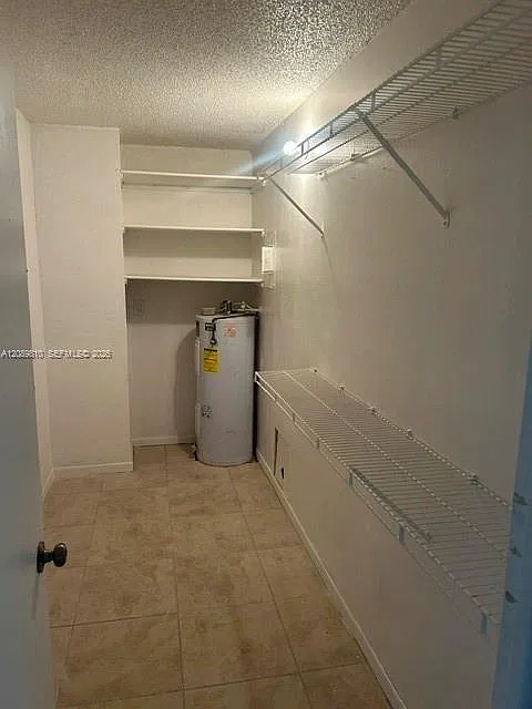 Naranja Lakes Condo No 5 — Photo 3