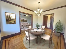 Knickerbocker Apartments