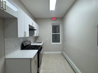 856 S 16th St #3F, Newark, NJ 07108