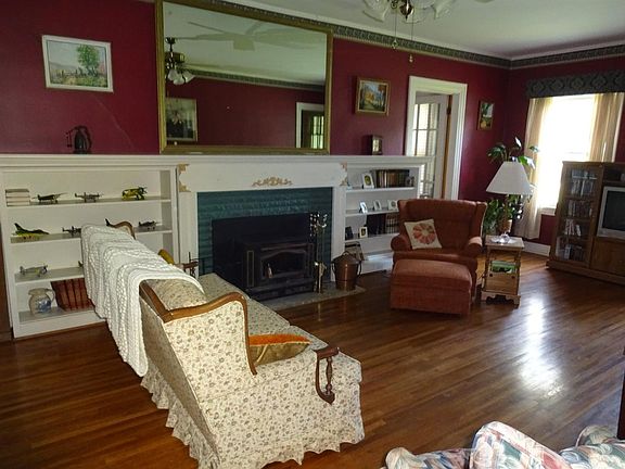 4th image of this home
