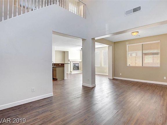 3rd image of 6155 Sugartree Ave
