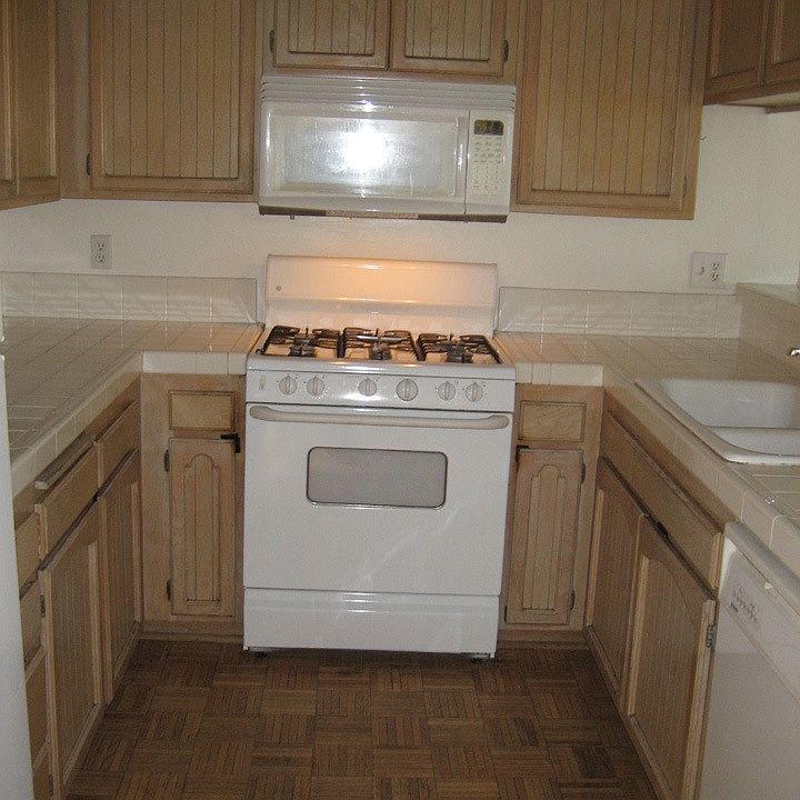 2nd image of 7620 Hollister Ave Unit 319
