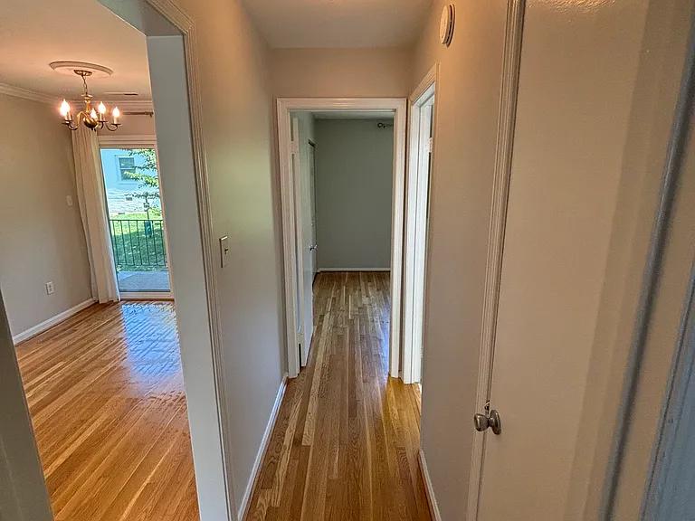 2422 Barracks Pl #3 — Photo 32