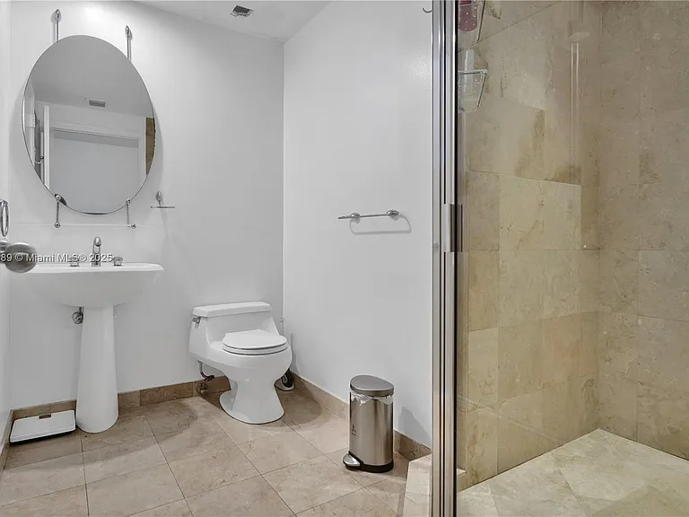 808 Brickell Key Dr #2506 — Photo 22
