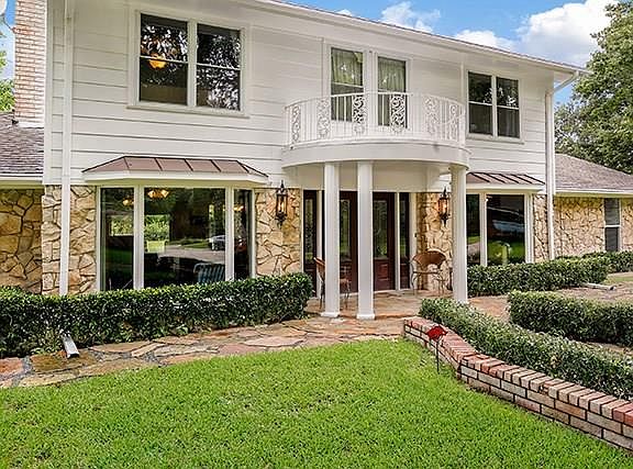 3rd image of 2505 Prince John Ct