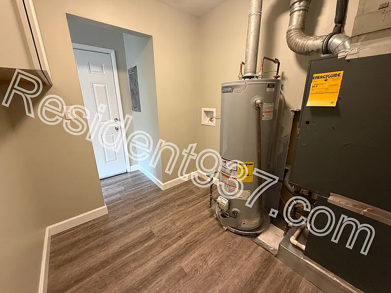 2059 Neff Rd — Photo 14