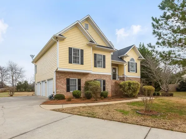 17 Silversmith Trl, Cartersville, GA 30120