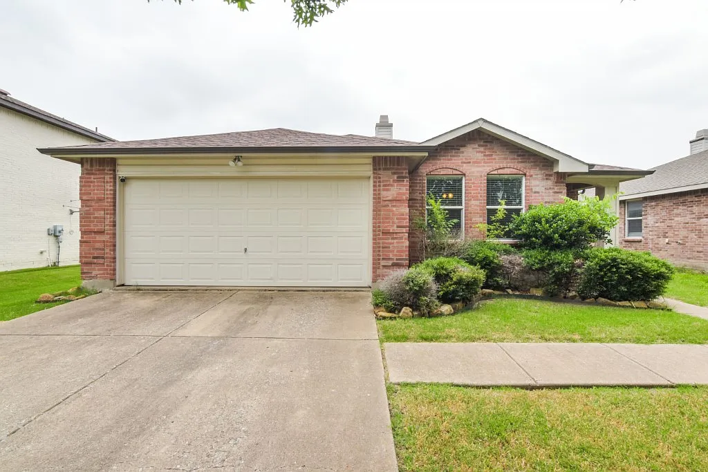 Building Photo - 1105 Wyatt Earp Dr