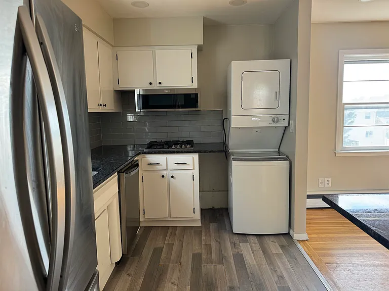 54 Brighton Ave #2 — Photo 9