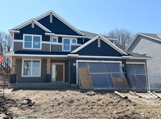 2642 Aspen Dr, Shakopee, MN 55379