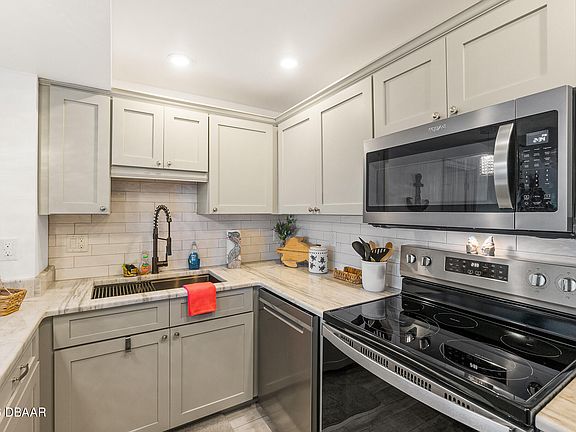 5th image of 3051 S Atlantic Ave APT 1502