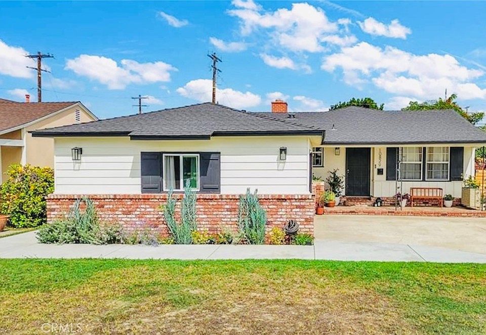 1st image of 10829 Cord Ave