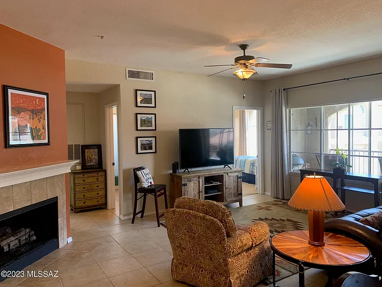 1500 E Pusch Wilderness Dr #7205 — Photo 9