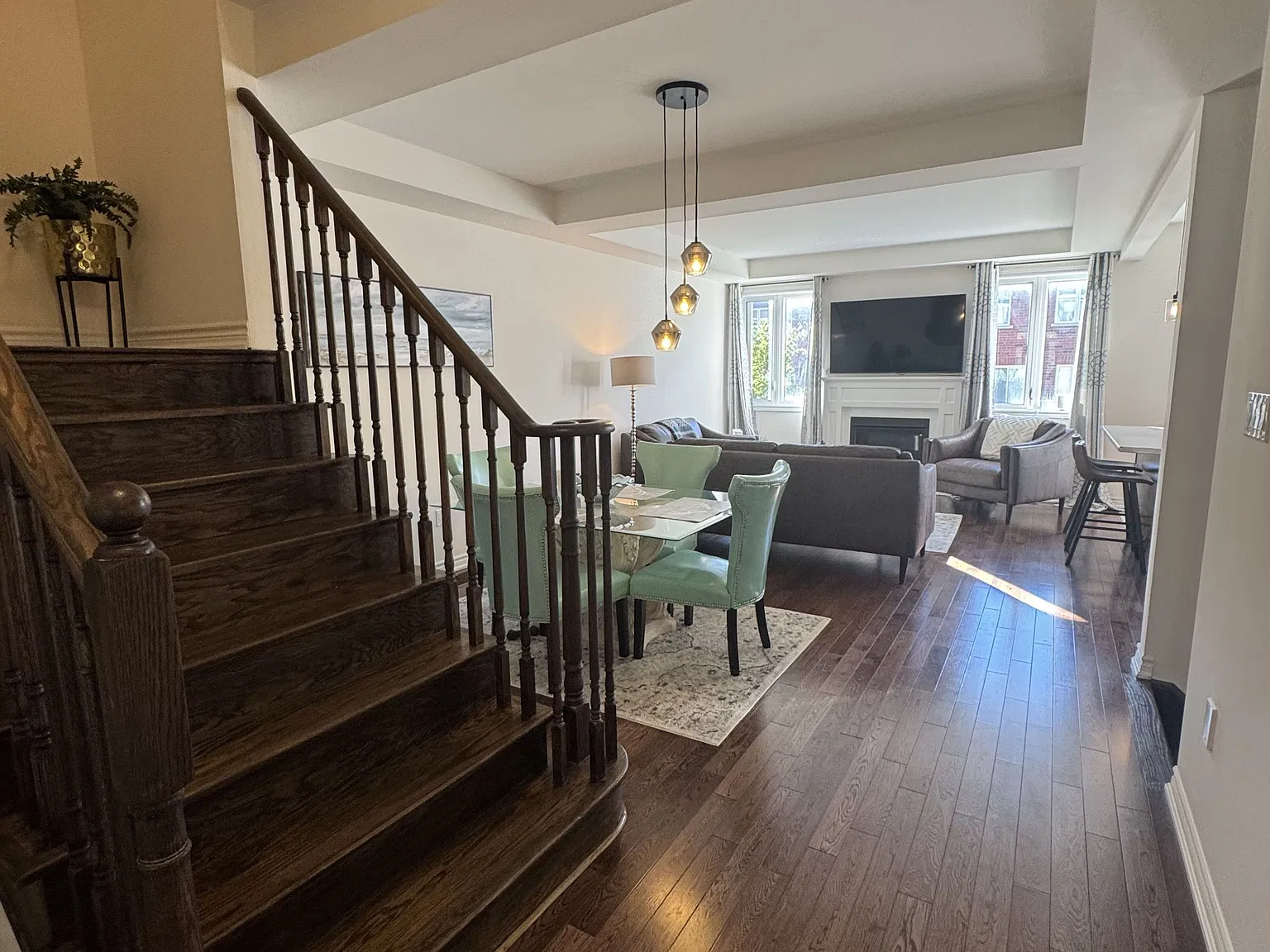 3 bed, $3,050 — Photo 3