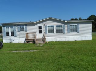 372 Morton Farm Rd, Hubert, NC 28539