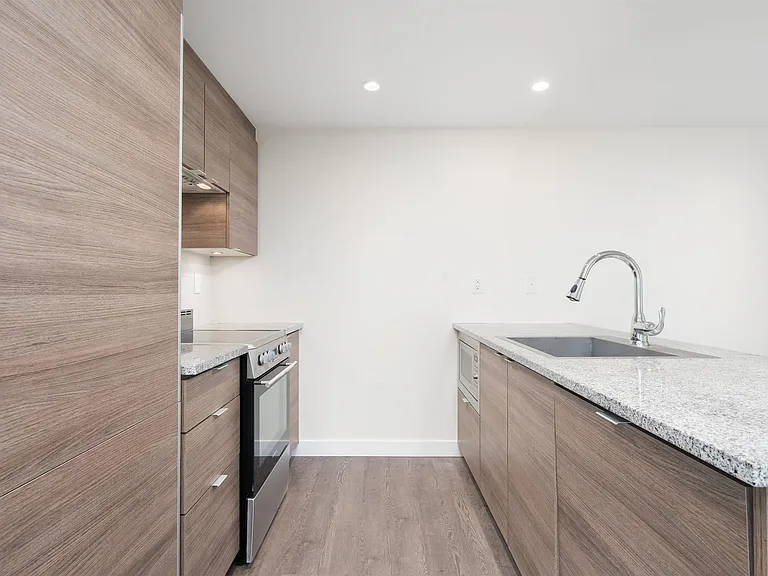 488 SW Marine Dr #1107 — Photo 10