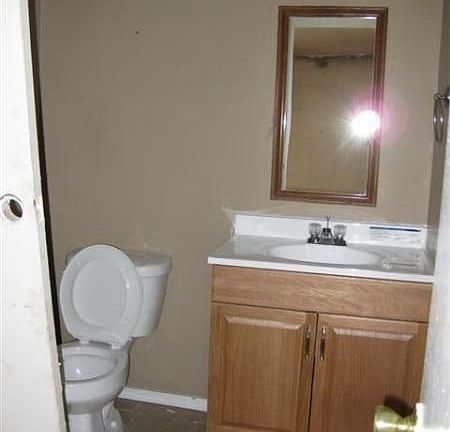 2nd image of 3526 W Dunlap Ave #169