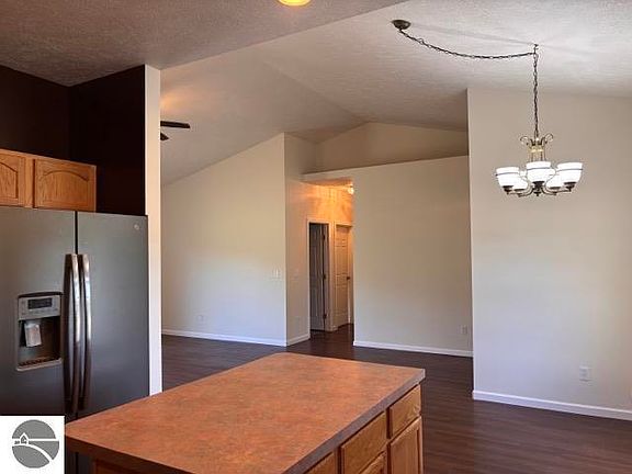 4th image of 9305 Kingsfield Dr