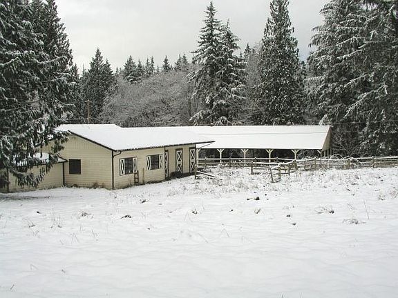 barn and arena