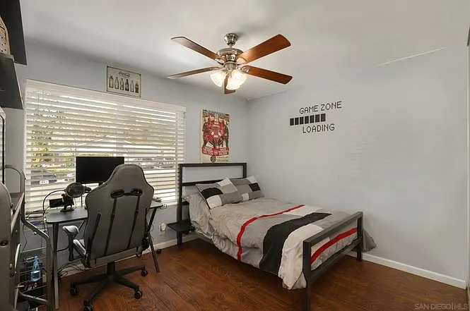 Guest Bedroom - 2