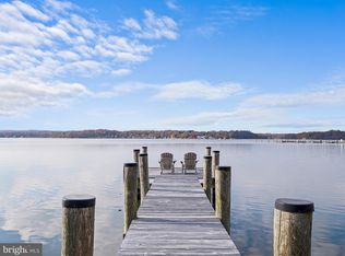 31 Borens Shore Rd, Elkton, MD 21921