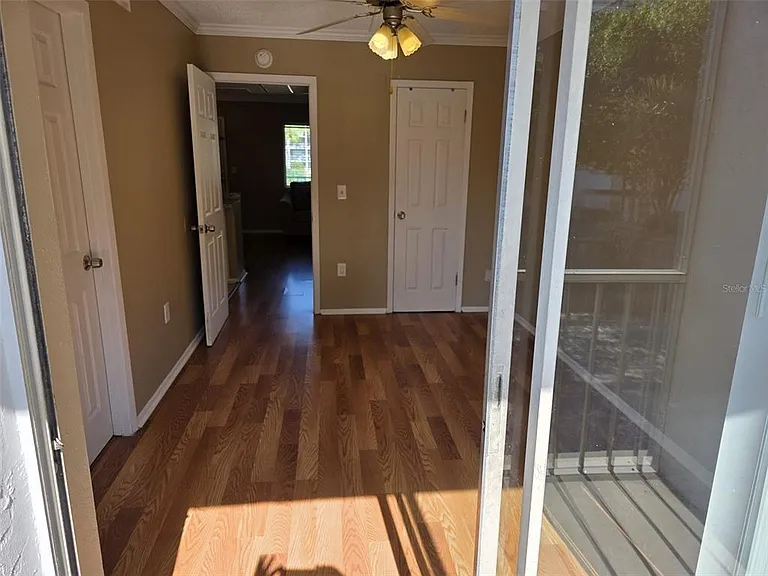 139 Oyster Bay Cir #220 — Photo 16