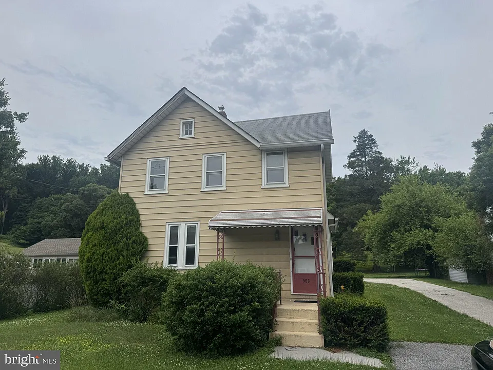 508 Warren Rd