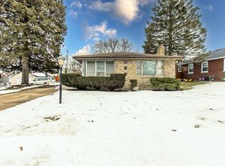 3931 Wilson Rd, Kenosha, WI 53142