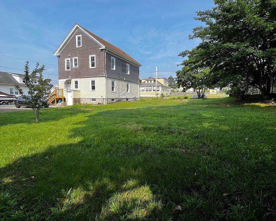 1st image of 136 2nd St