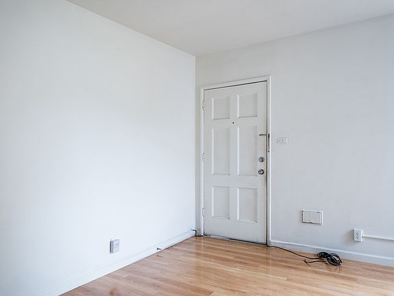 3rd image of 705 E California Ave #705