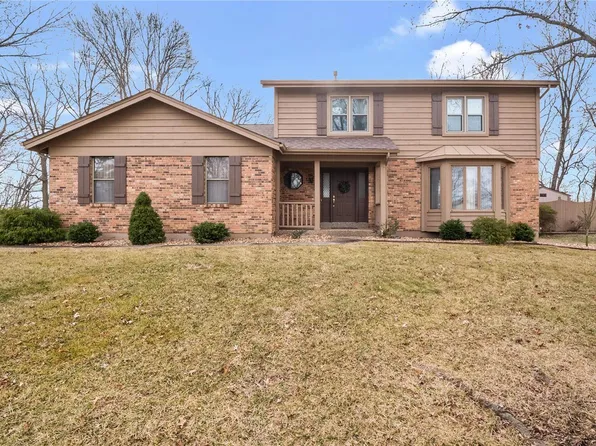 3435 Bluff View Dr, Saint Charles, MO 63303