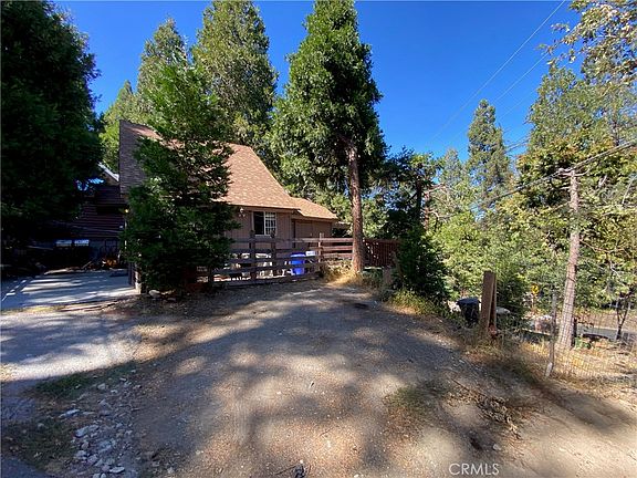 4th image of 23370 Seeley Way
